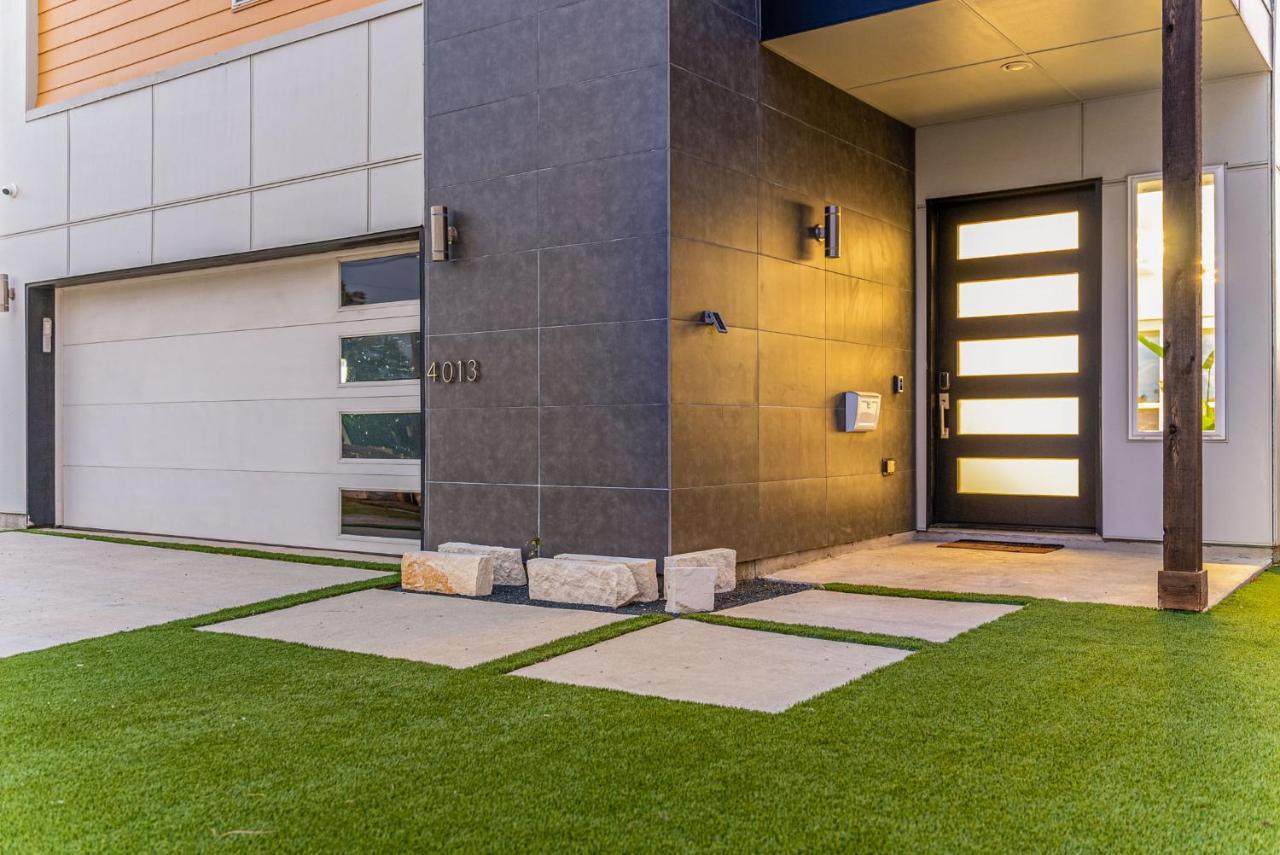 Luxury Home With Rooftop Views Dallas Exterior photo